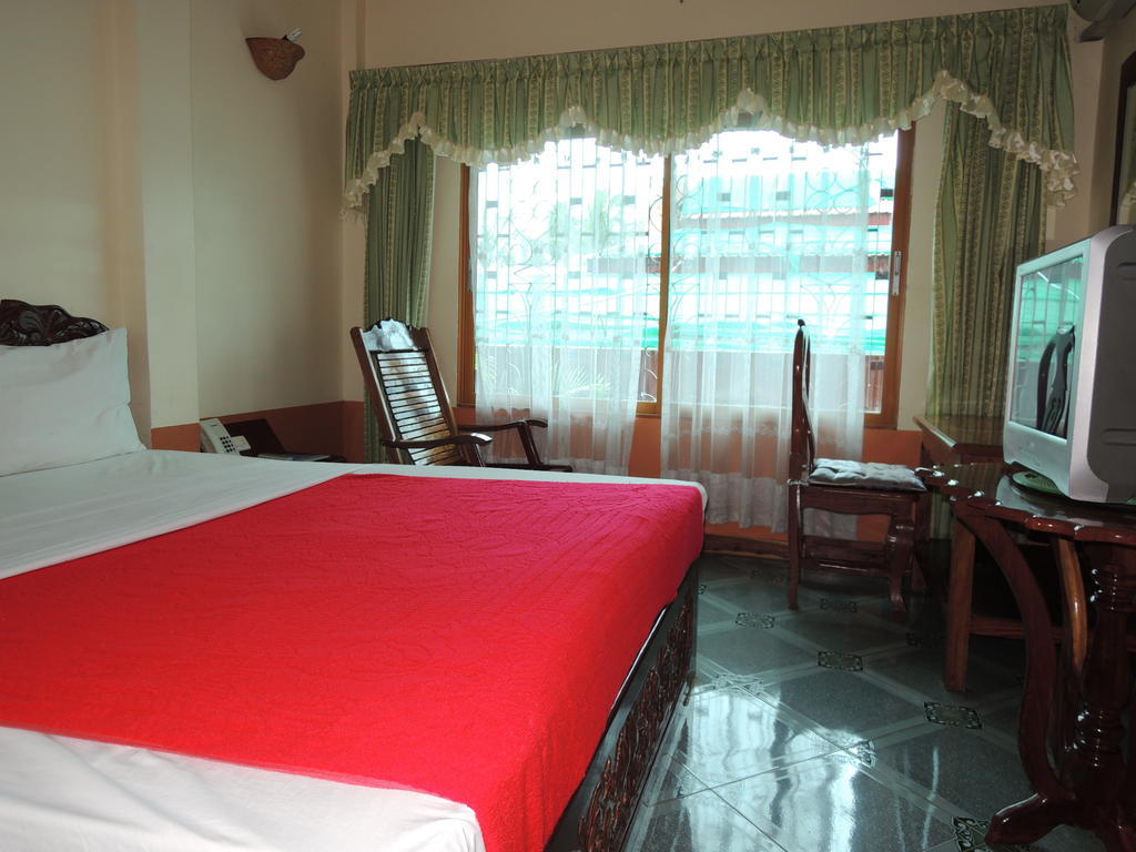 Thy Ny Otel Battambang Oda fotoğraf