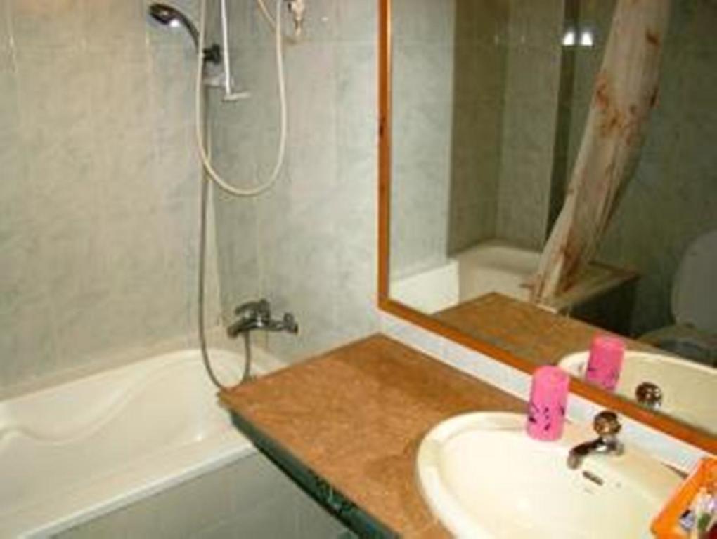 Thy Ny Otel Battambang Dış mekan fotoğraf